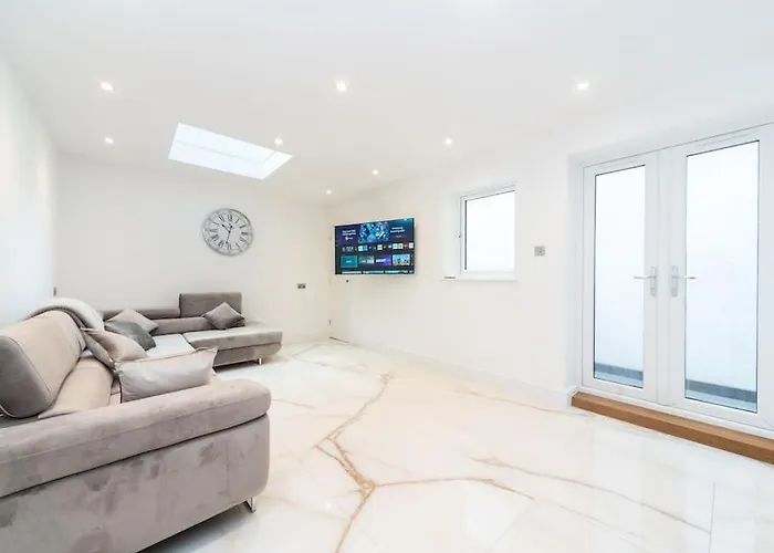Londons Luxury Pad